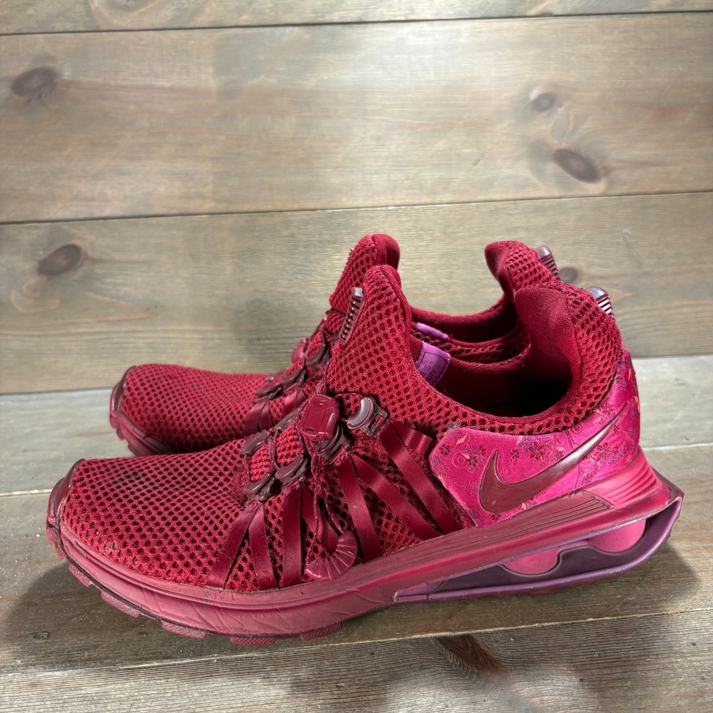 Nike Shox Gravity Womens size 8.5 shoes Red Wild Cherry Mesh Lace Up sneakers